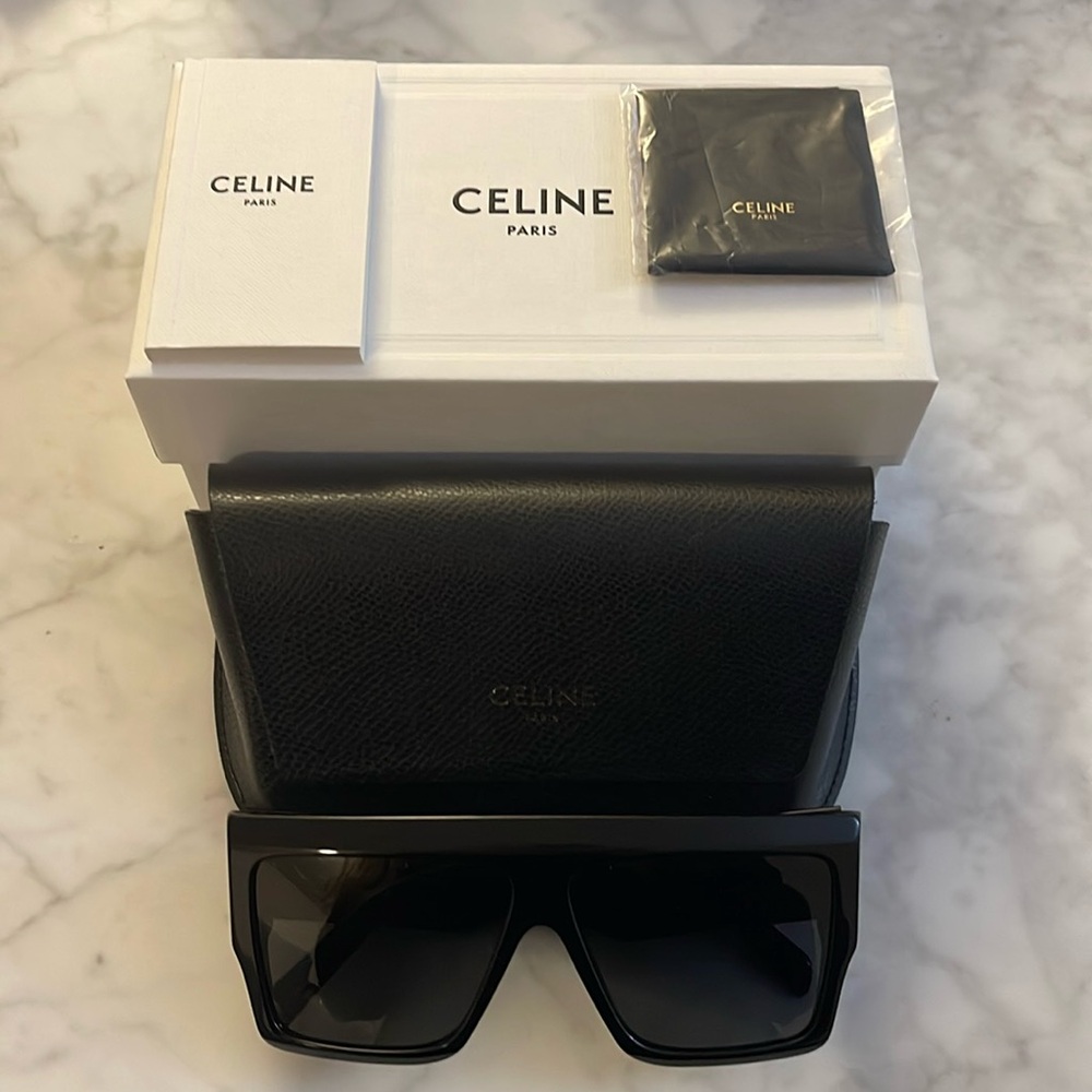 CELINE Flat Top Square Sunglasses 😎 Like new ✨✨💕